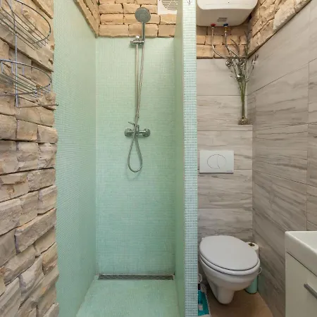 Case de vacanță Mikac By Interhome Dobrinj