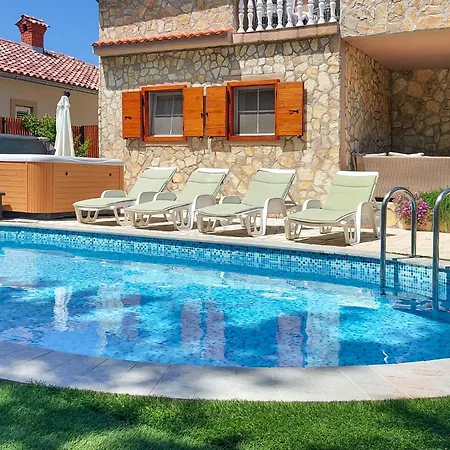 Mikac By Interhome Case de vacanță Dobrinj